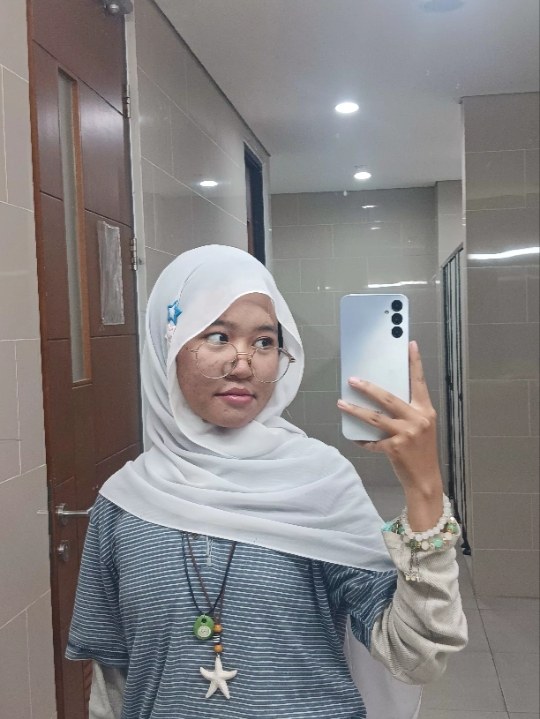 Foto Ayesha Askanah Sakhi